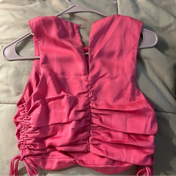 Bundle Of 3 Trendy Tops Embroidered Satin Lettuce Buttons Size S/M Boutique - Picture 3 of 9